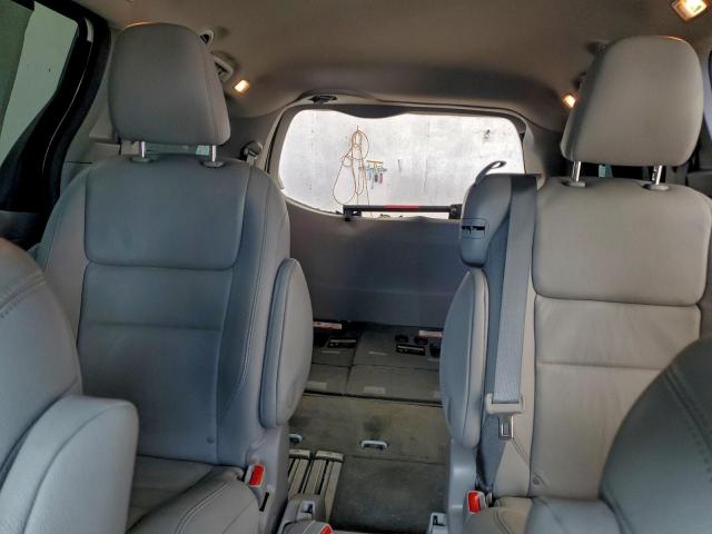 Toyota Sienna Xle Image 6