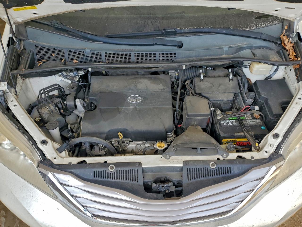 Toyota Sienna Xle Image 11