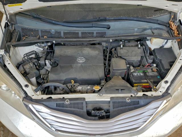 Toyota Sienna Xle Image 11