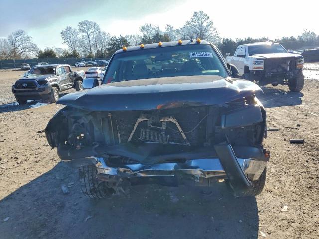 Chevrolet Silverado K1500 Image 11