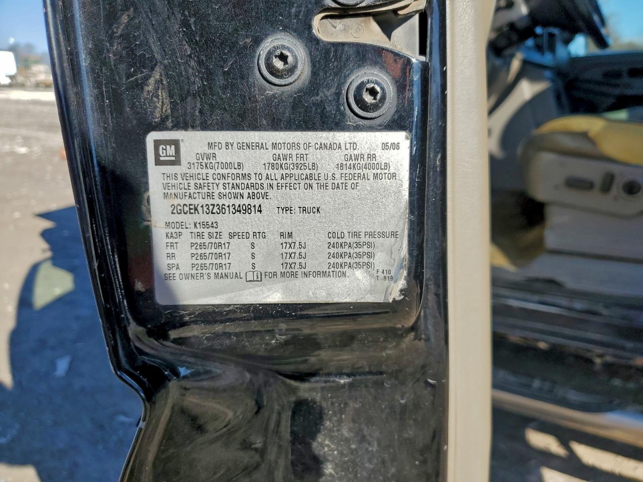 Chevrolet Silverado K1500 Image 9