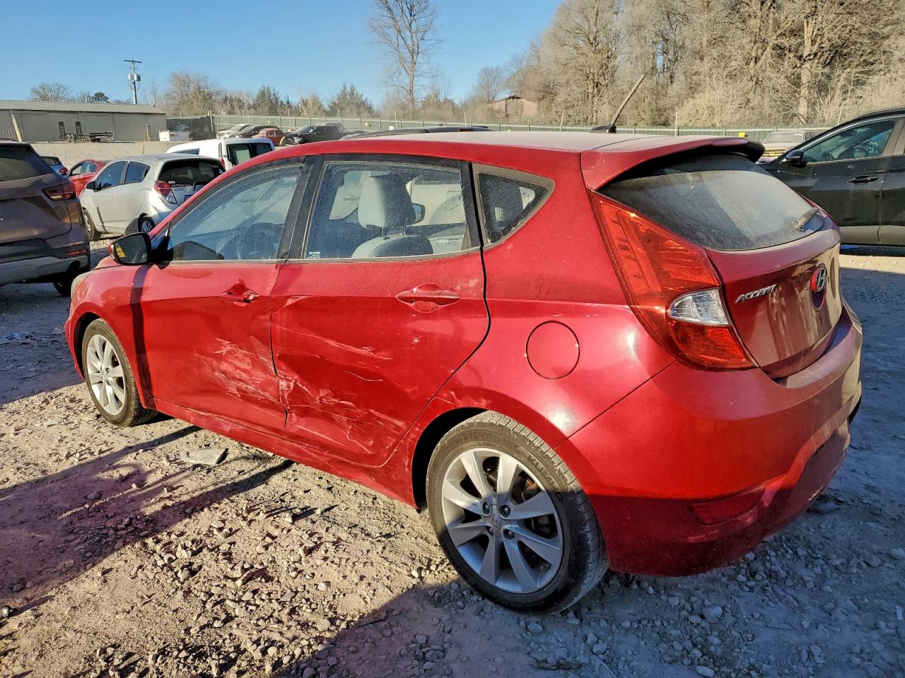 Hyundai ACCENT Gls Image 10