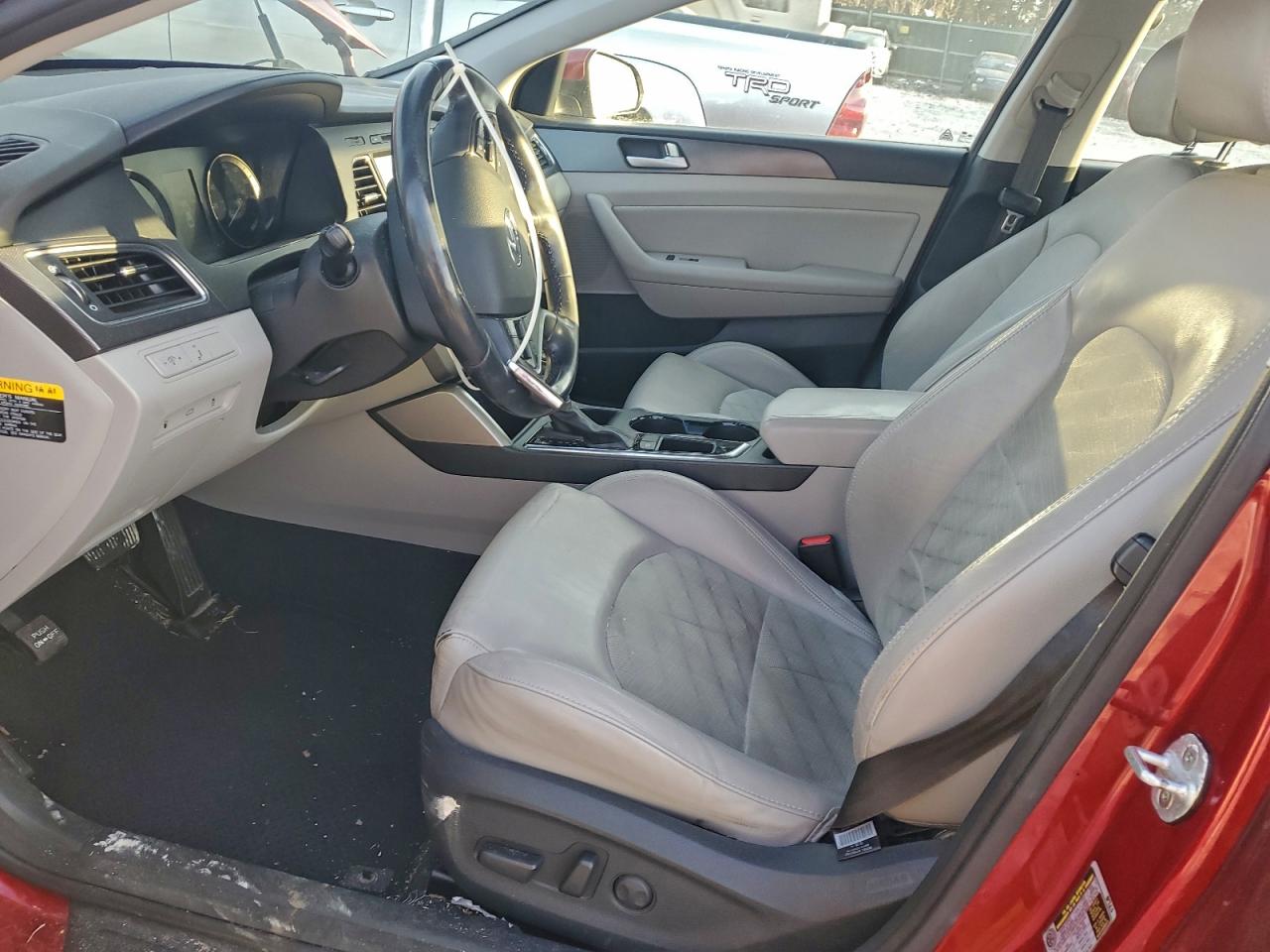 Hyundai SONATA Sport Image 4