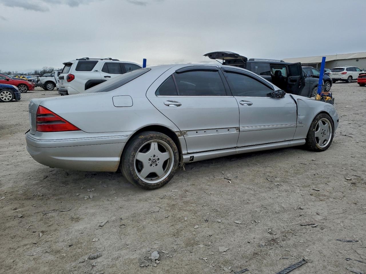 Mercedes-Benz S-Class 500 Image 3