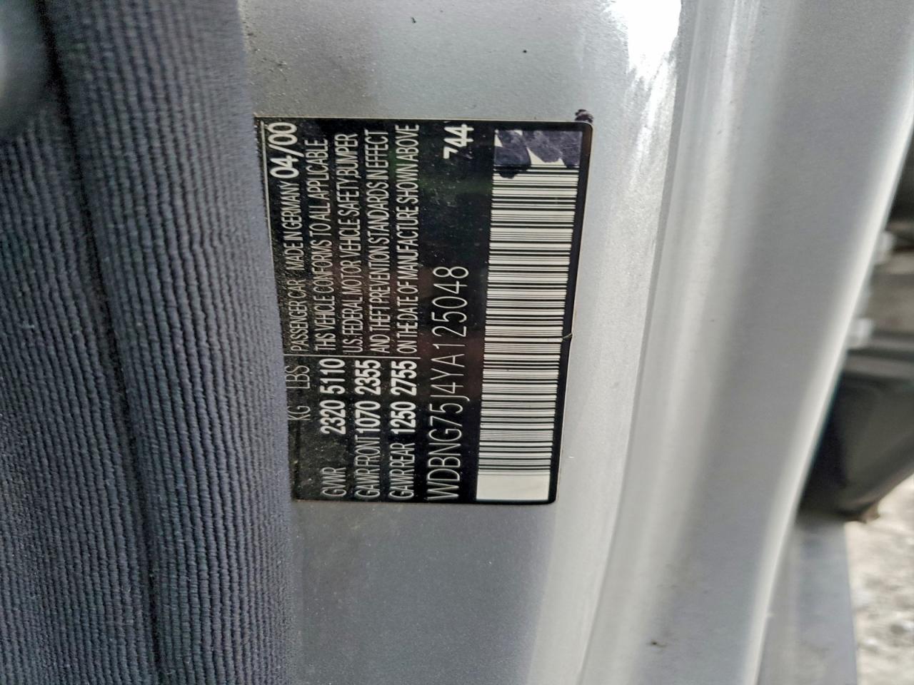 Mercedes-Benz S-Class 500 Image 11