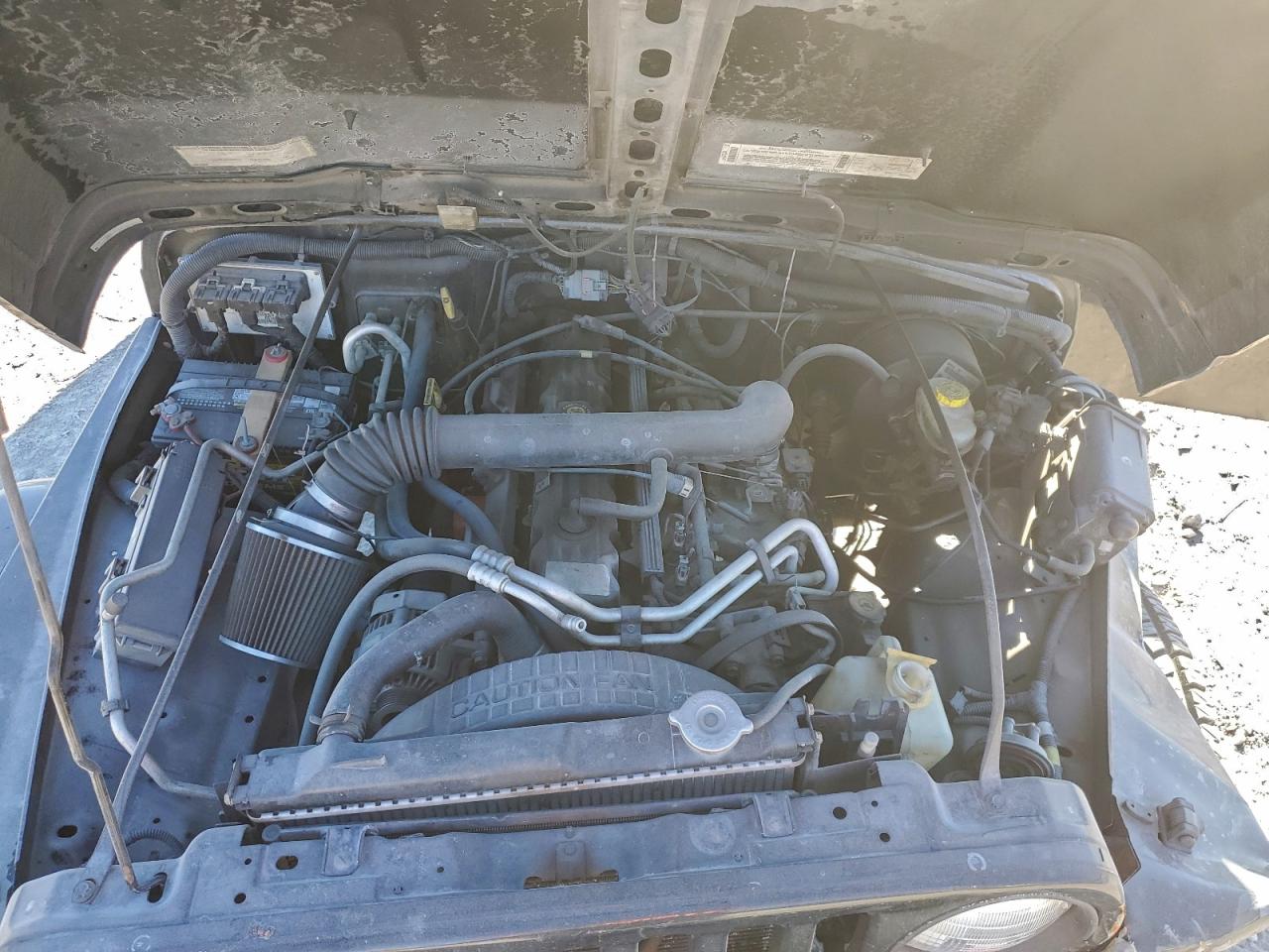 Jeep Wrangler Sahara Image 11