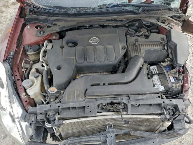 Nissan Altima Base Image 8