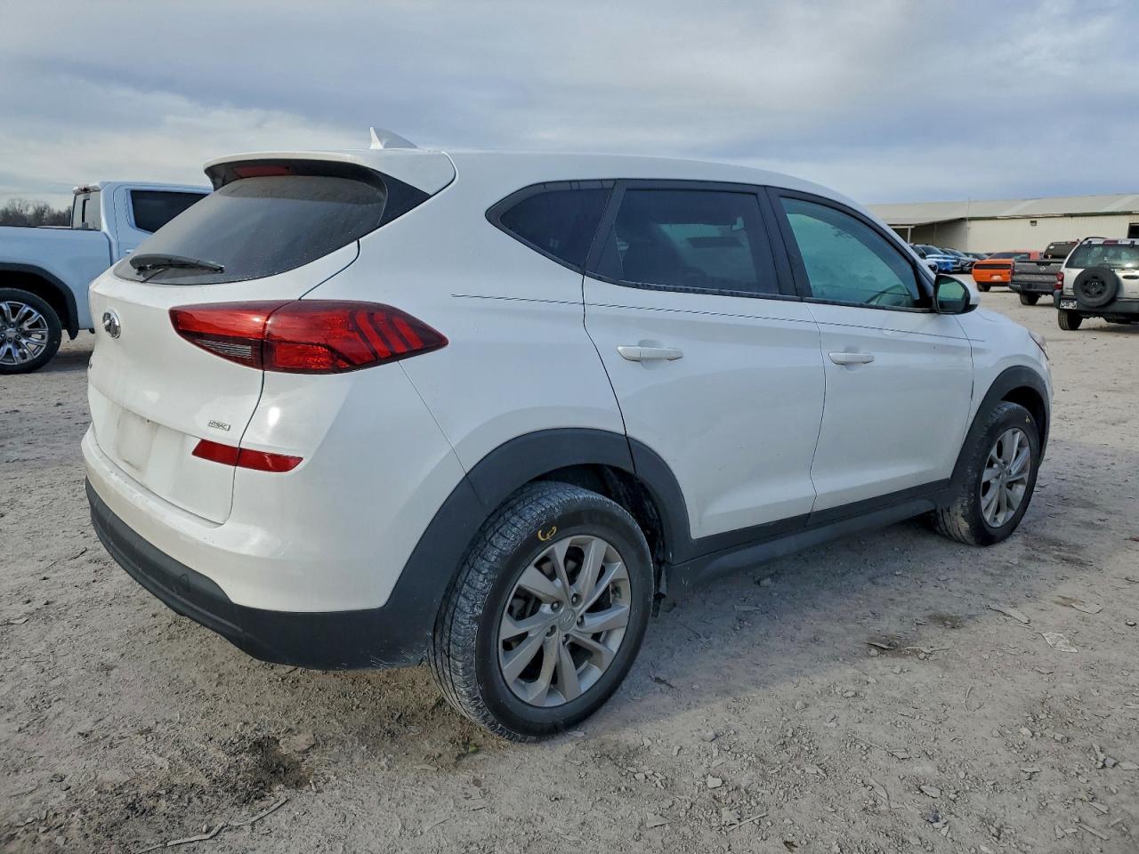 Hyundai TUCSON Se Image 4