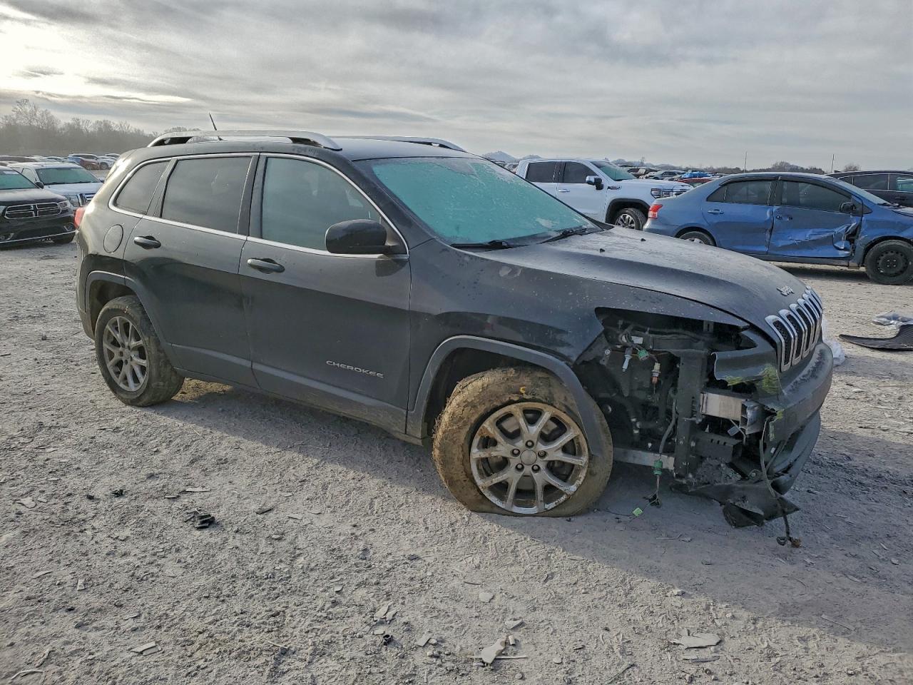 Jeep Grand Cherokee Latitude Image 5
