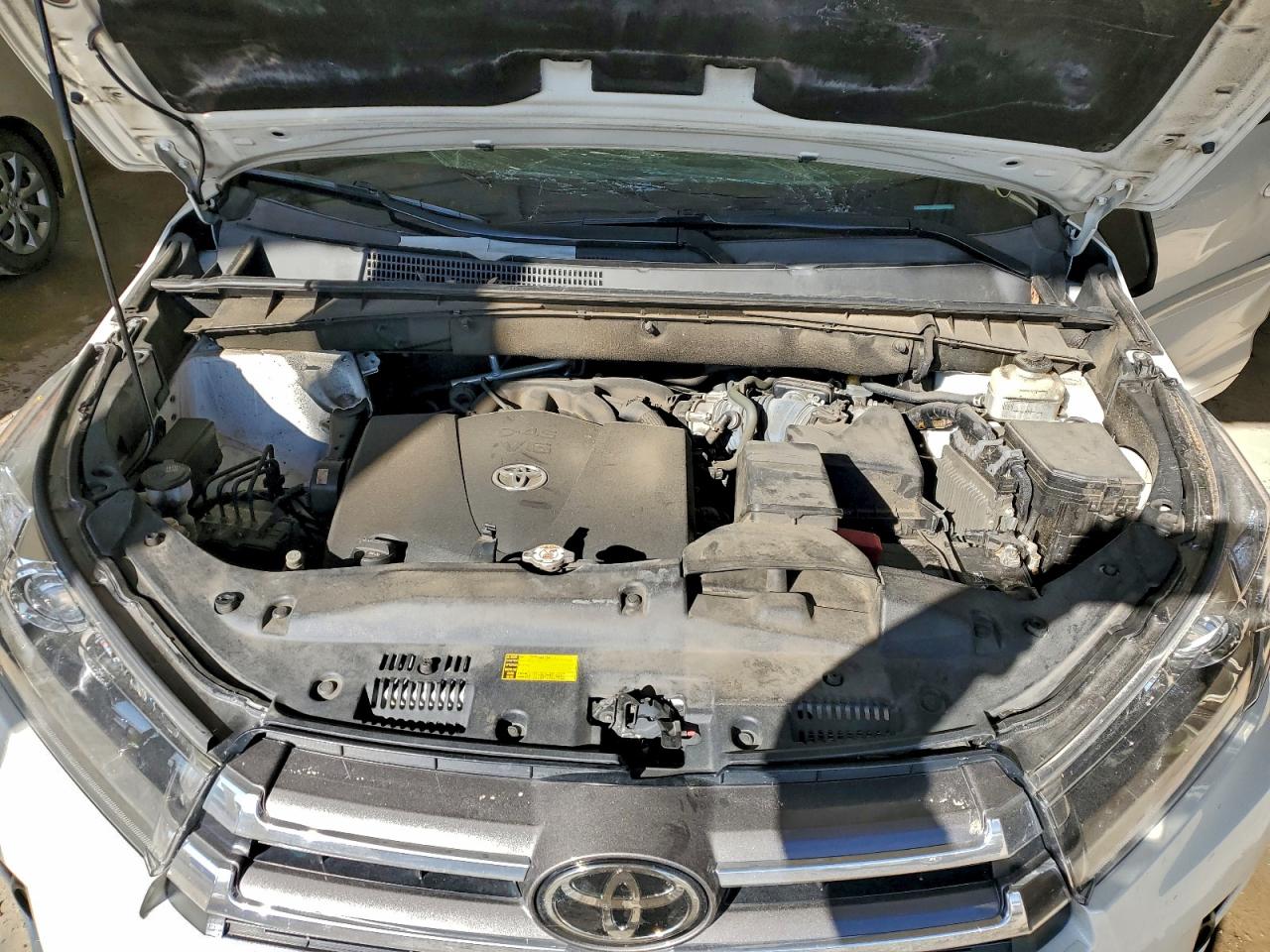 Toyota Highlander Limited Image 6