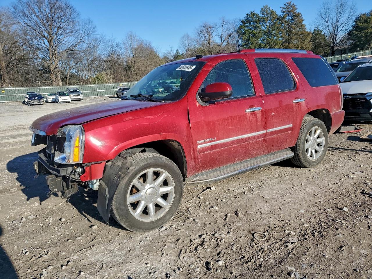 GMC Yukon Denali Image 1