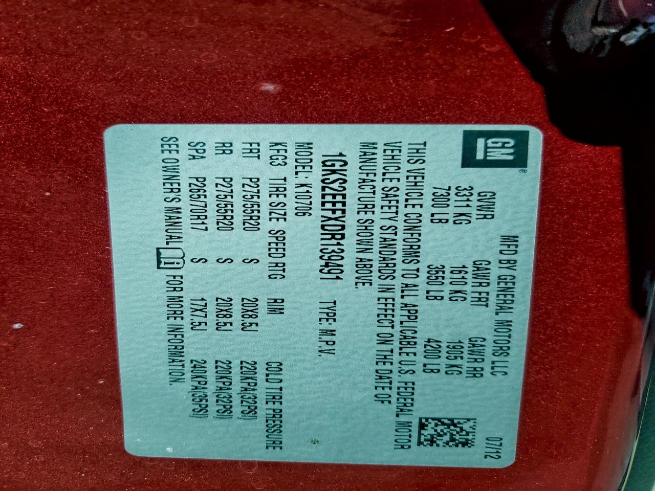 GMC Yukon Denali Image 11