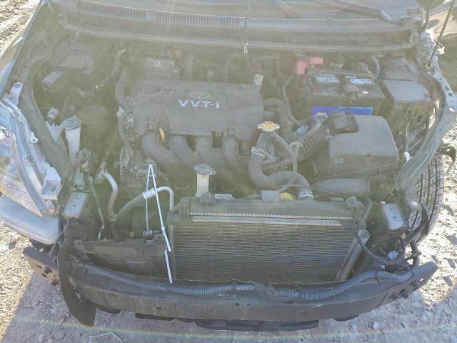 Toyota Yaris Image 9