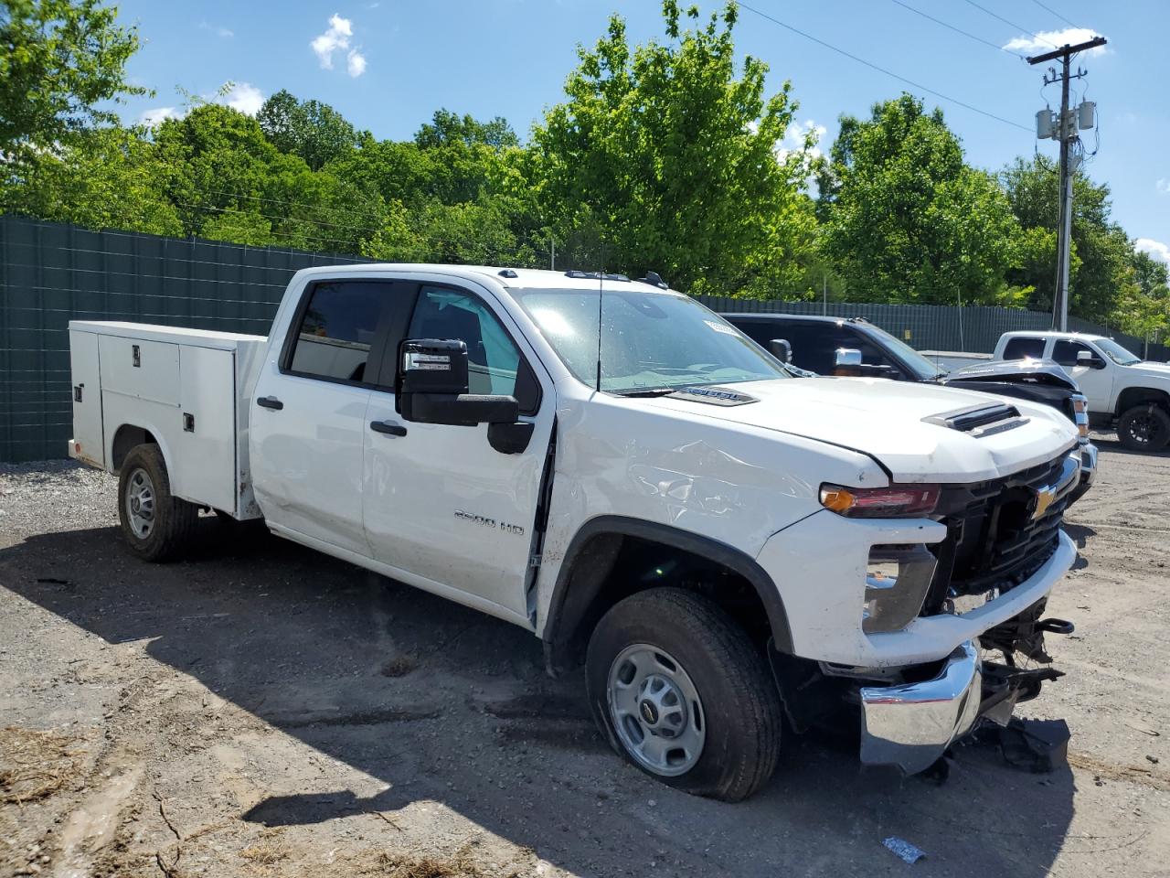 Chevrolet Silverado C2500 Heavy Duty Image 10