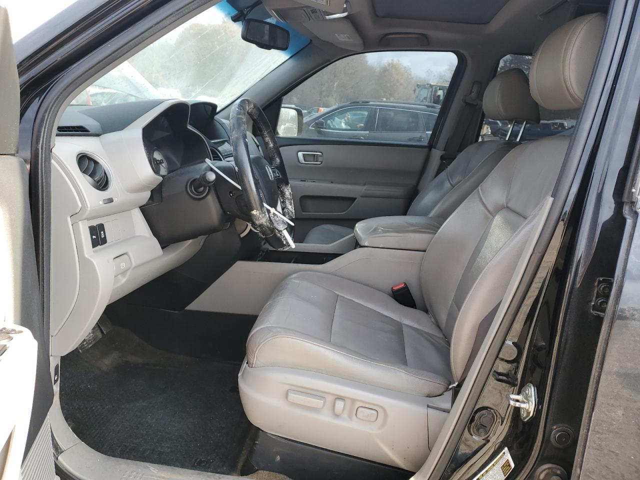 Honda Pilot Touring Image 5