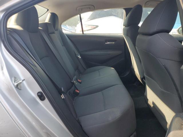 Toyota Corolla Le Image 10