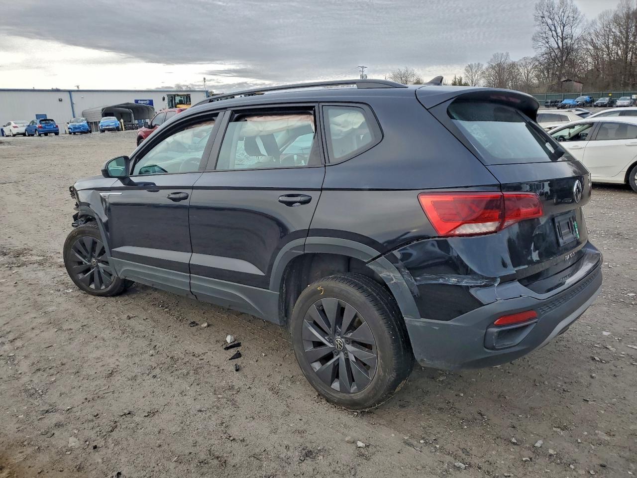 Volkswagen Taos S Image 14