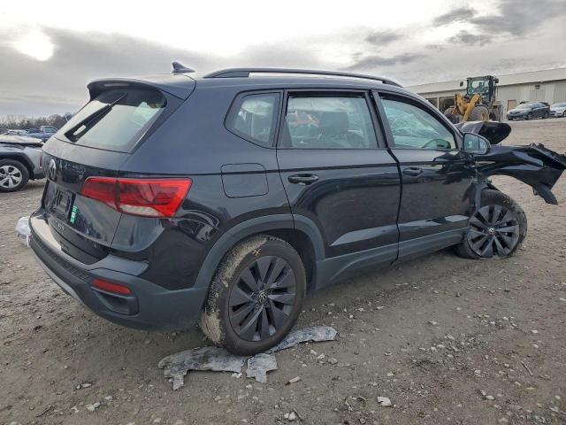 Volkswagen Taos S Image 2