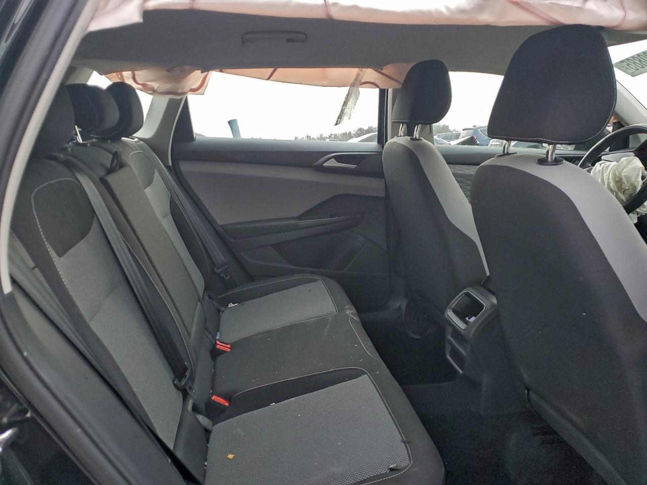 Volkswagen Taos S Image 13