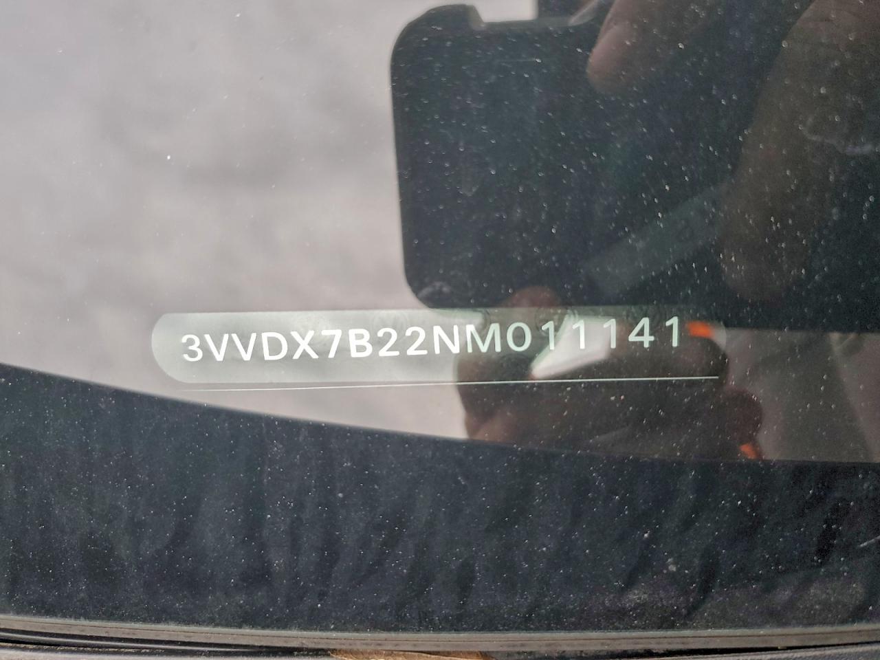 Volkswagen Taos S Image 6