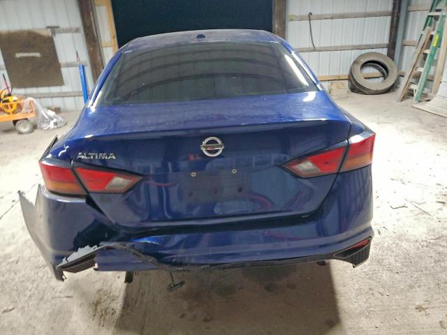 Nissan Altima S Image 4