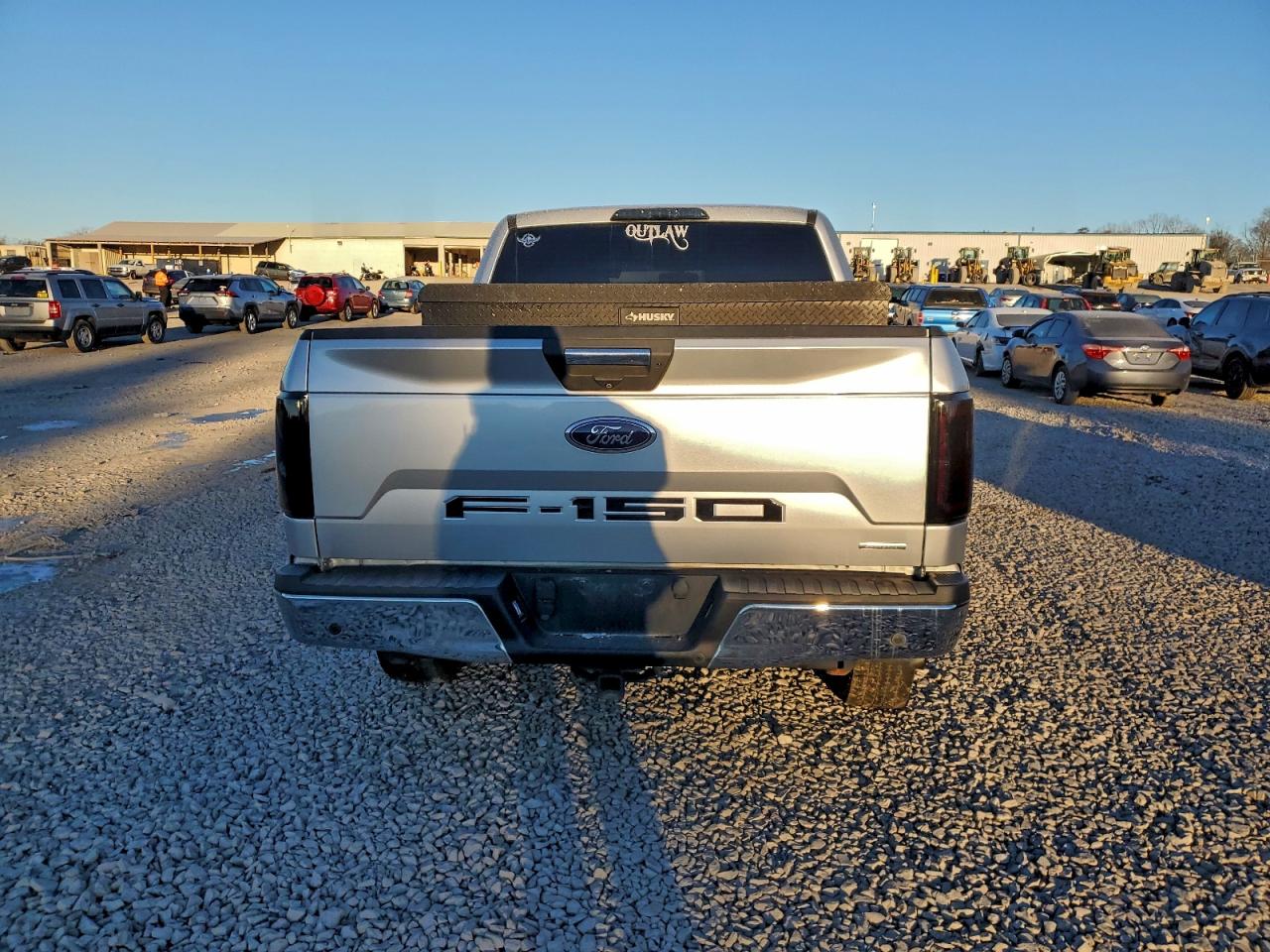 Ford F-150 Supercrew Image 12