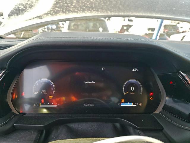 Jeep Grand Cherokee Overland Image 4