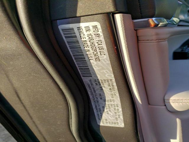 Jeep Grand Cherokee Overland Image 14