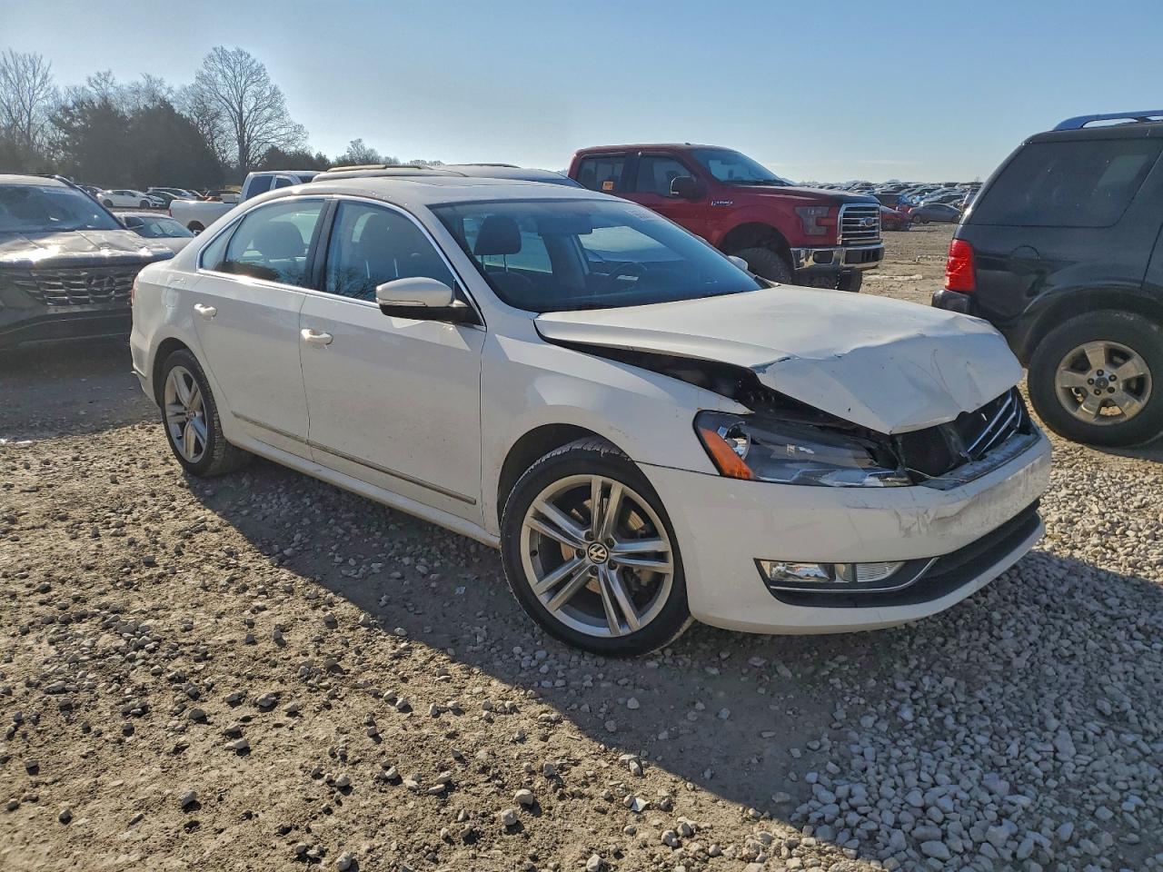 Volkswagen Passat Sel Image 3