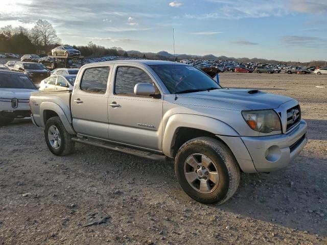 Toyota Tacoma Double Cab Prerunner Image 7