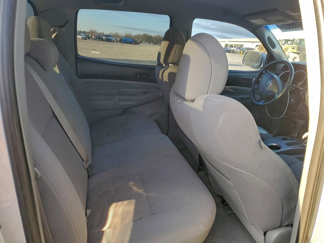 Toyota Tacoma Double Cab Prerunner Image 2