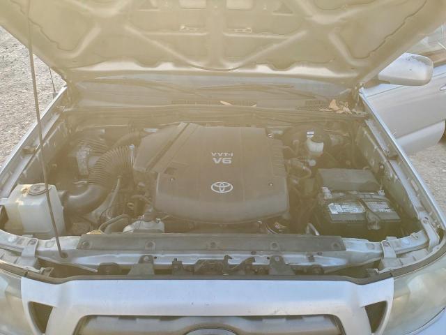 Toyota Tacoma Double Cab Prerunner Image 3