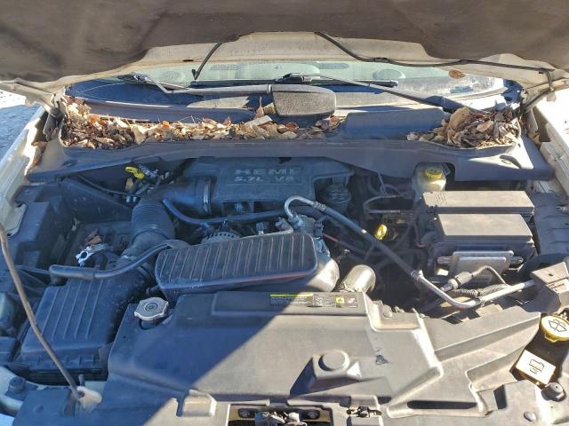 Chrysler Aspen Limited Image 4