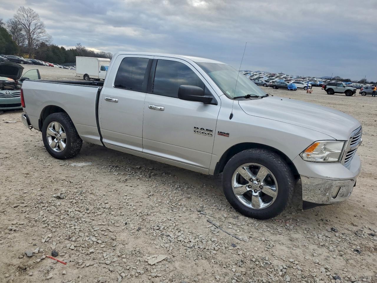 Ram 1500 Slt Image 4