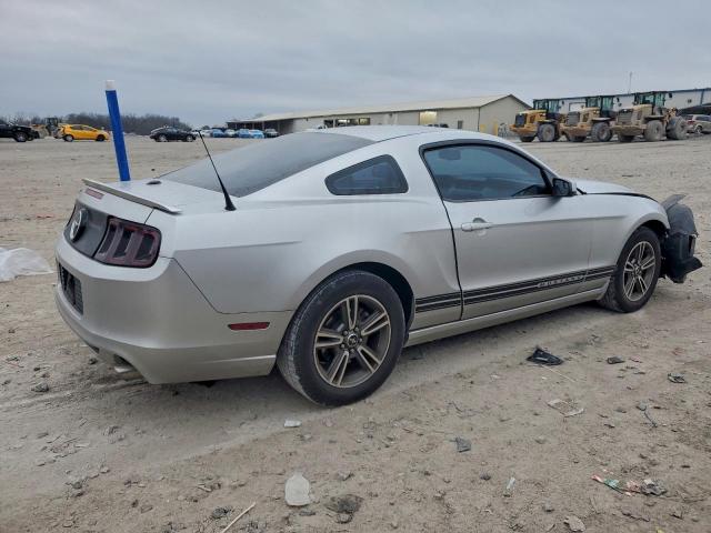 Ford Mustang Image 3