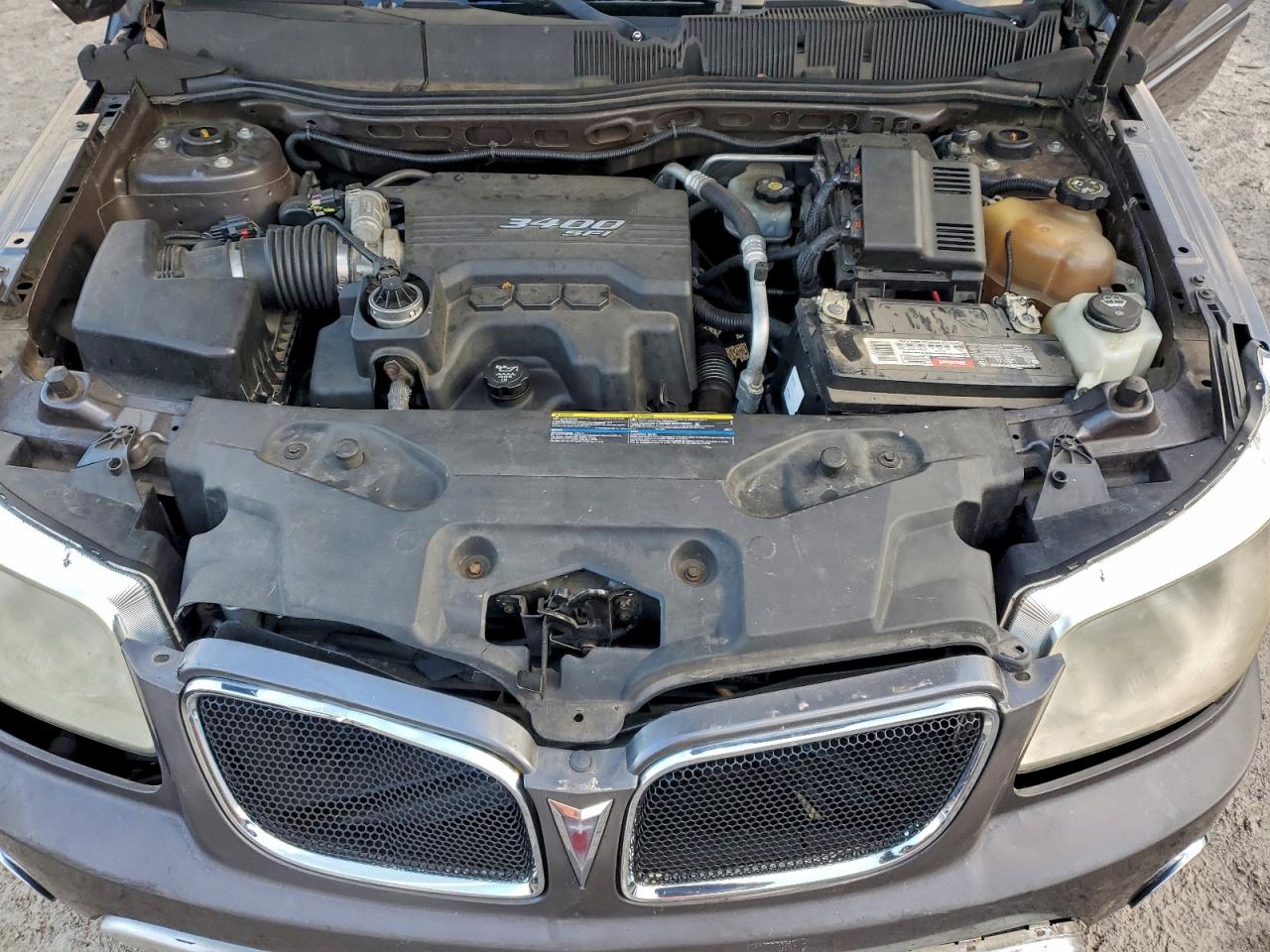 Pontiac Torrent Image 13