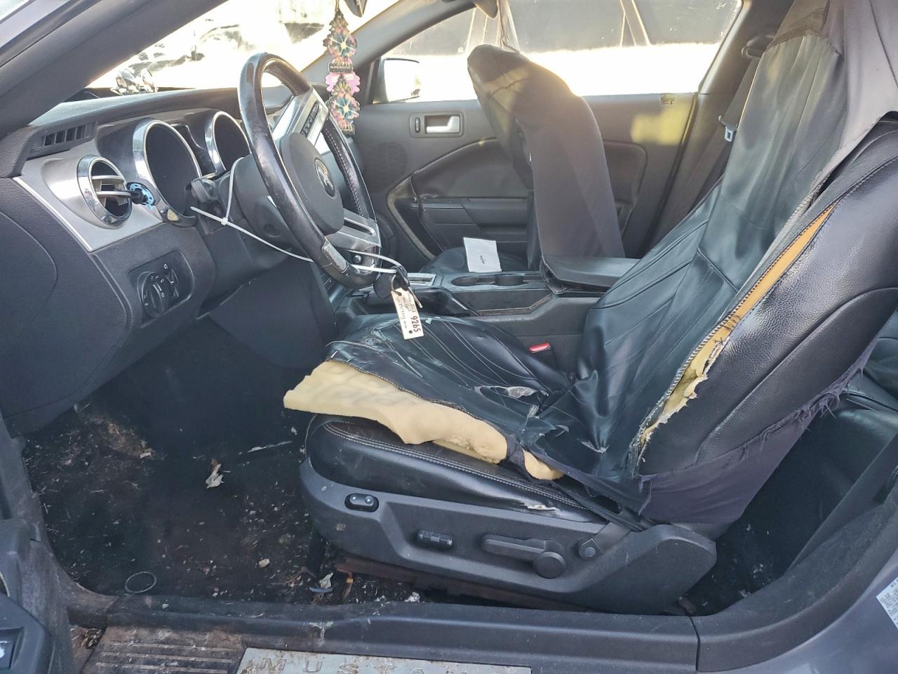 Ford Mustang Image 5