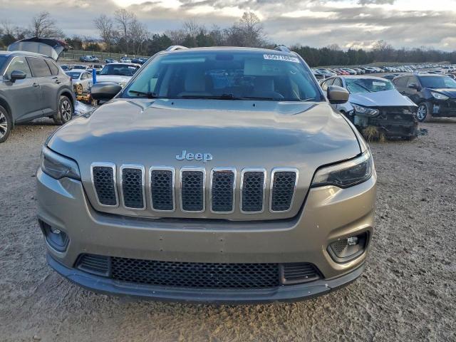 Jeep Grand Cherokee Latitude Image 14
