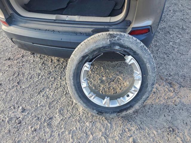 Jeep Grand Cherokee Latitude Image 13