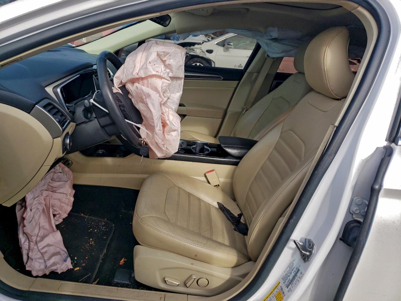 Ford Fusion Se Image 13