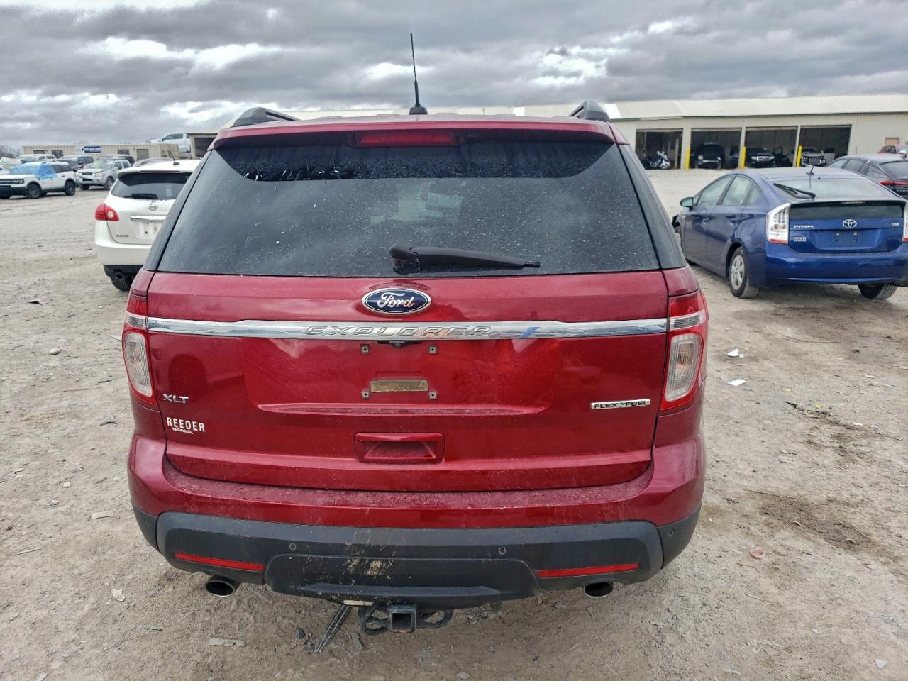 Ford Explorer Xlt Image 11