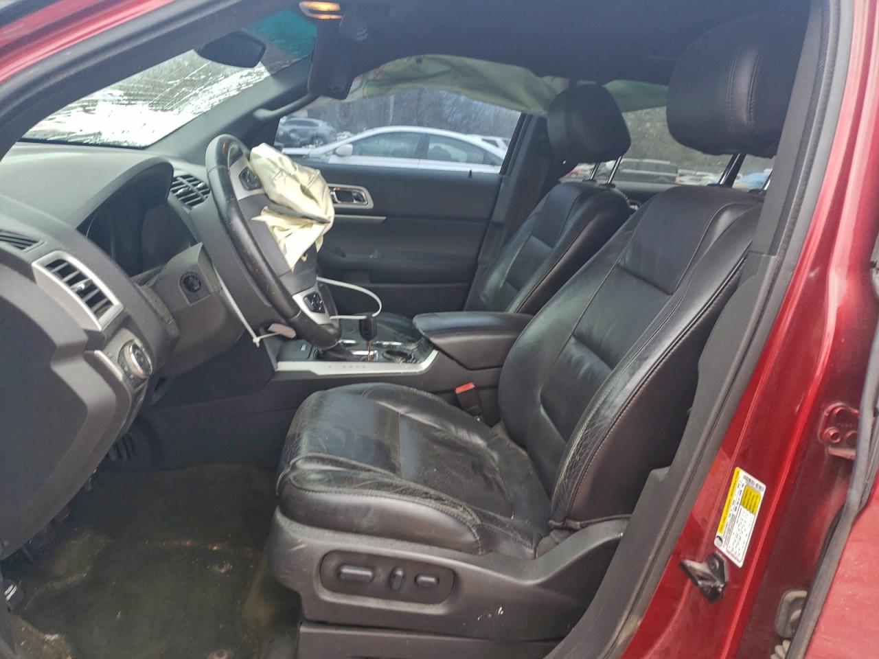 Ford Explorer Xlt Image 7