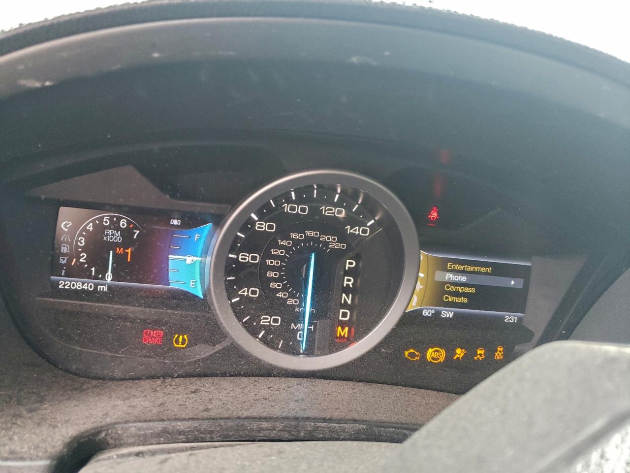 Ford Explorer Xlt Image 2