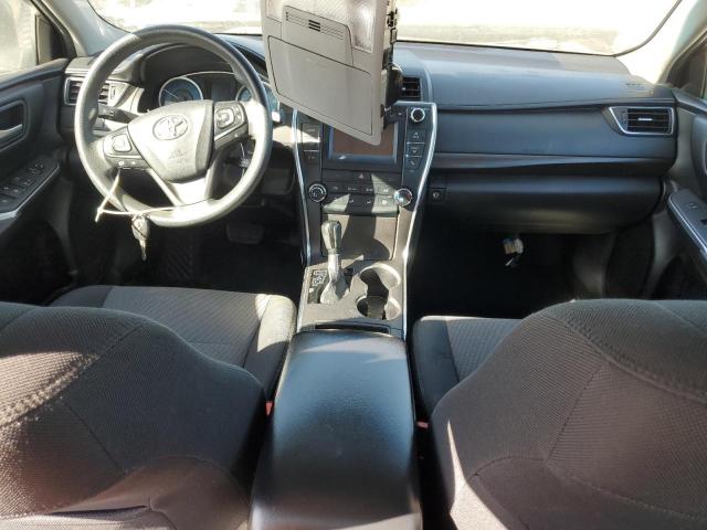 Toyota Camry Le Image 12