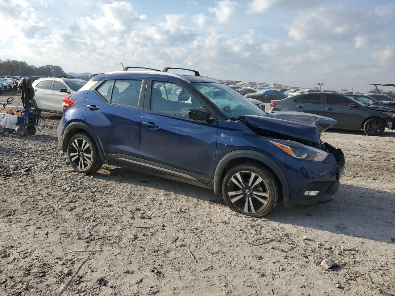 Nissan Kicks S Image 9