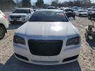 Chrysler 300 Image 2