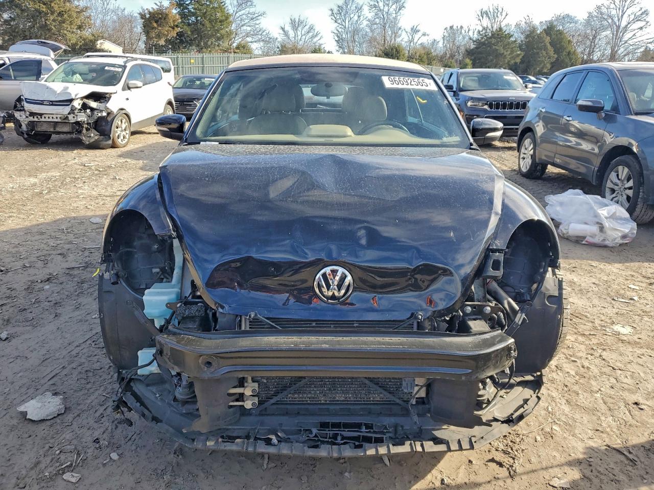 Volkswagen Beetle R-line Image 6