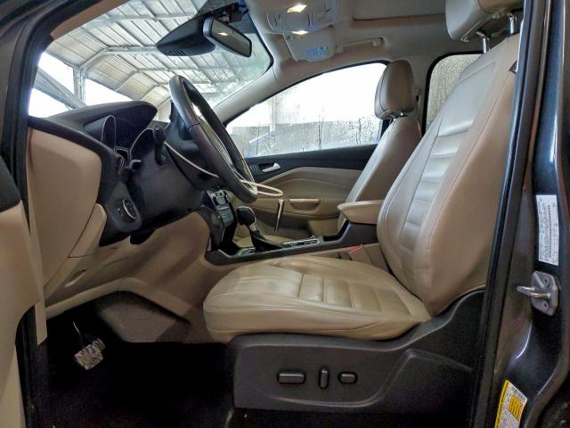 Ford Escape Titanium Image 12