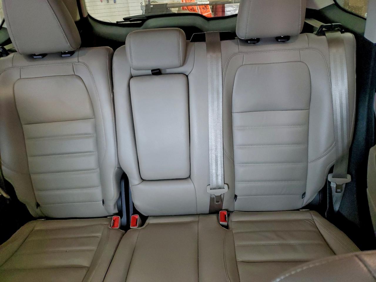 Ford Escape Titanium Image 7