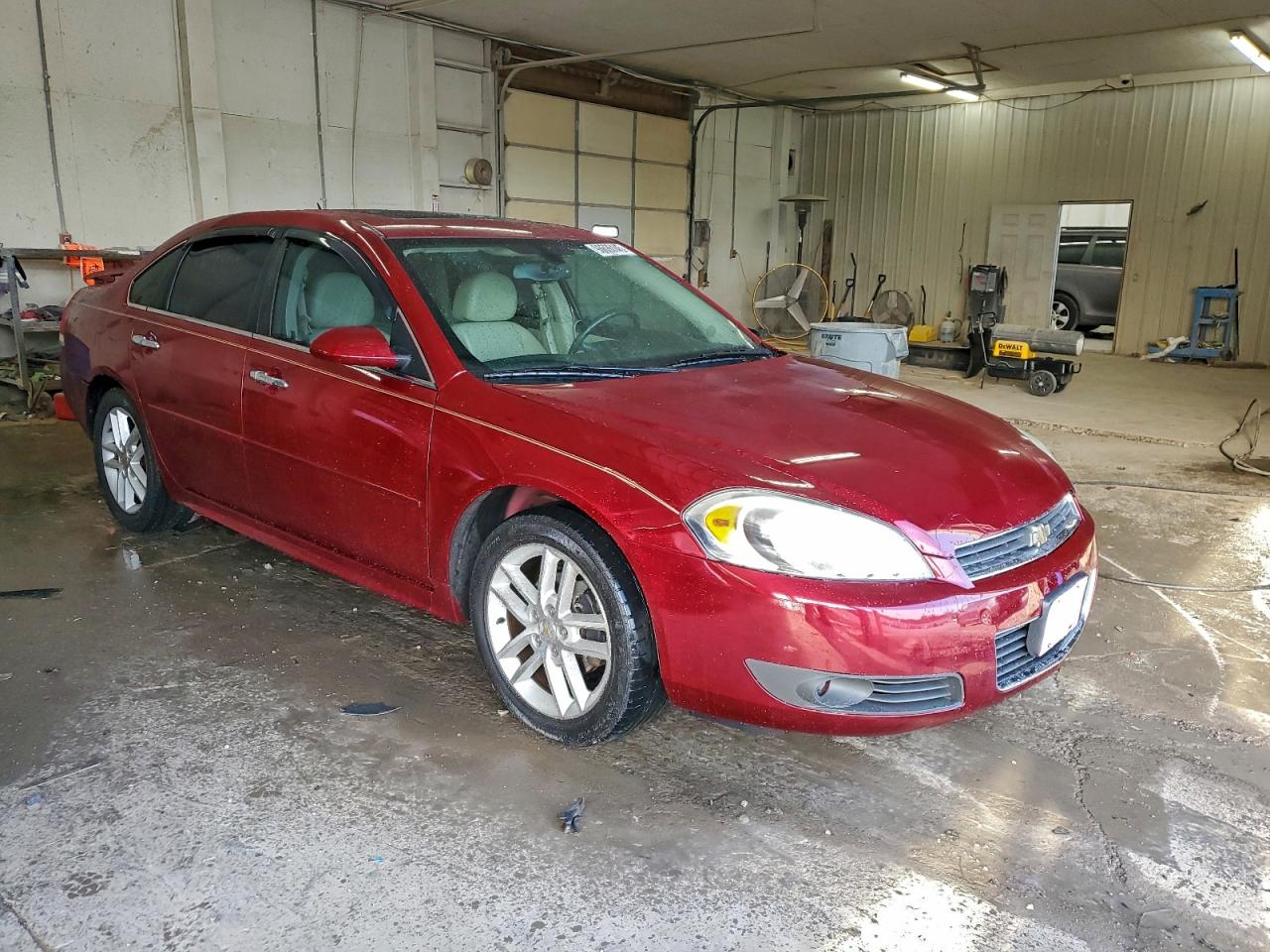 Chevrolet Impala Ltz Image 13